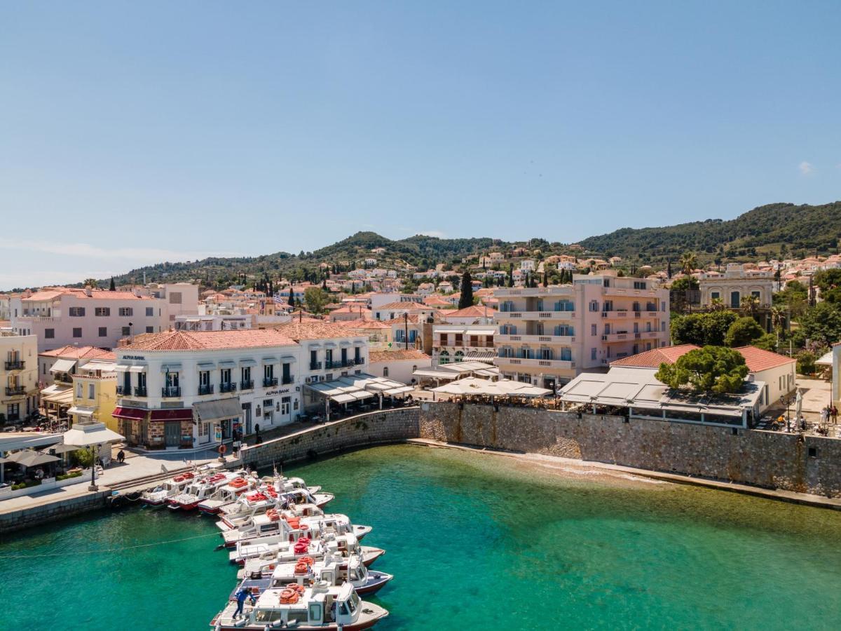 Hotel Roumani Spetses Town Exterior photo