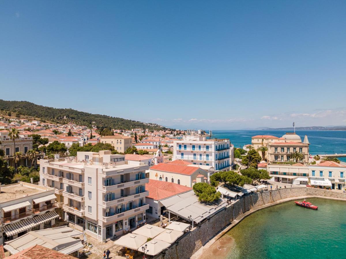 Hotel Roumani Spetses Town Exterior photo