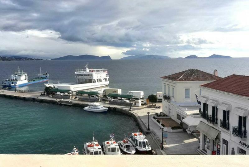 Hotel Roumani Spetses Town Exterior photo