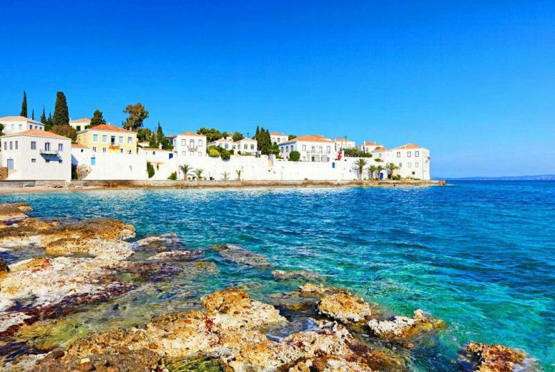 Hotel Roumani Spetses Town Exterior photo