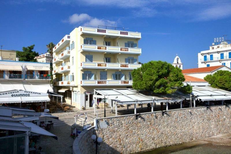 Hotel Roumani Spetses Town Exterior photo